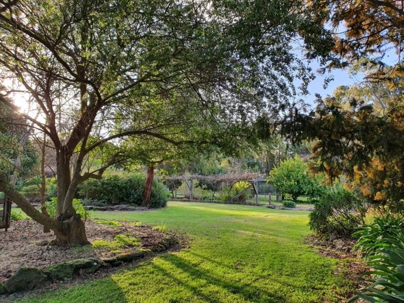 Bella Mia Tuscan Paradise Mount Gambier Buitenkant foto